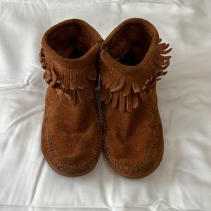 Size 12 Minnetonka moccasin boots